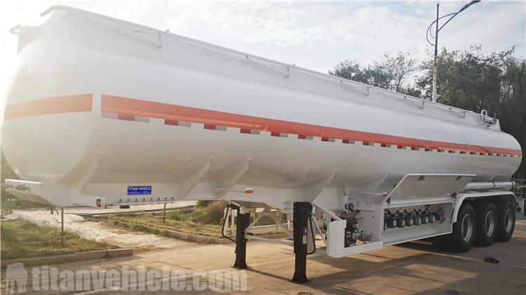 Tri Axle 35000 Liters Fuel Tanker Trailer for Sale In Namibia